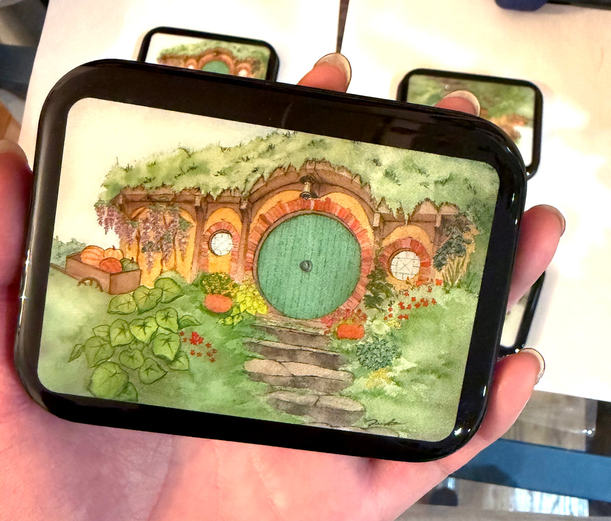 Bag End Hobbit Hole Mint Tin